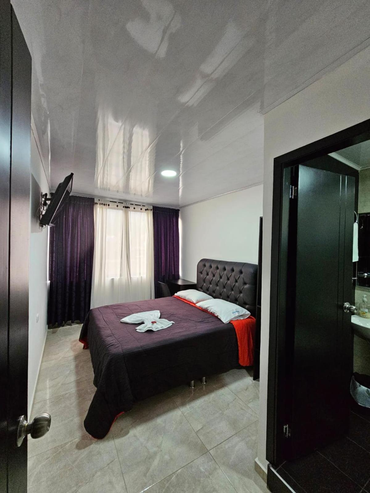 Hotel Big Ben Malaga Santander Luaran gambar