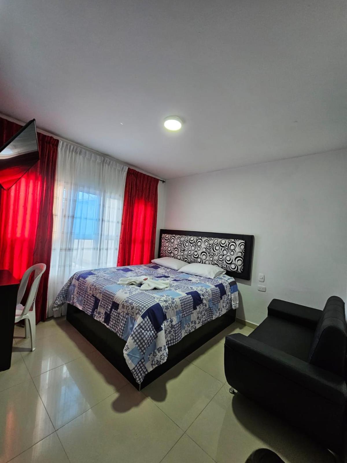 Hotel Big Ben Malaga Santander Luaran gambar