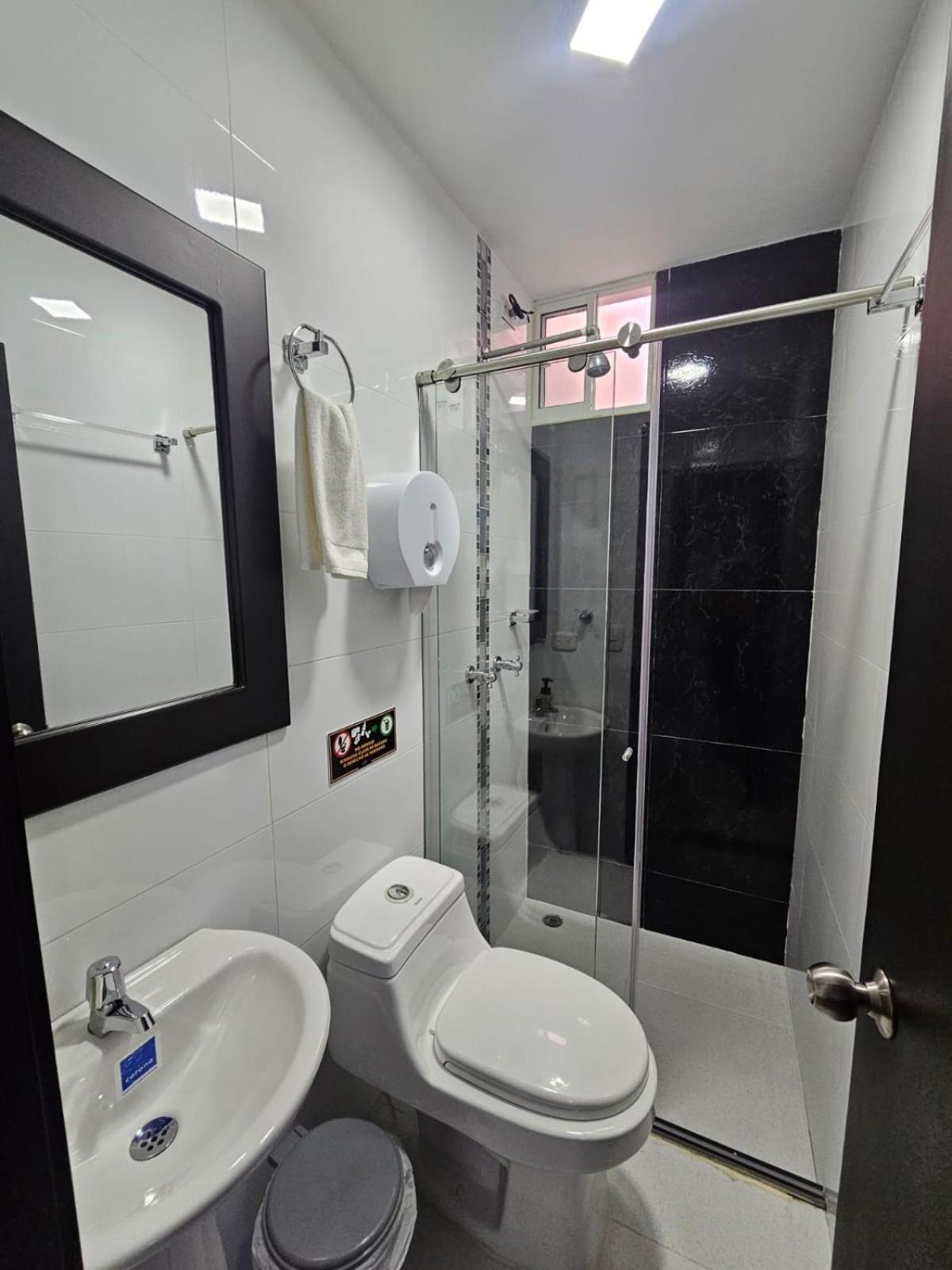 Hotel Big Ben Malaga Santander Luaran gambar